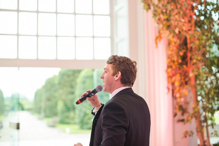 Kensington Palace Orangery wedding photography by Marianne Taylor. Click through to see more!